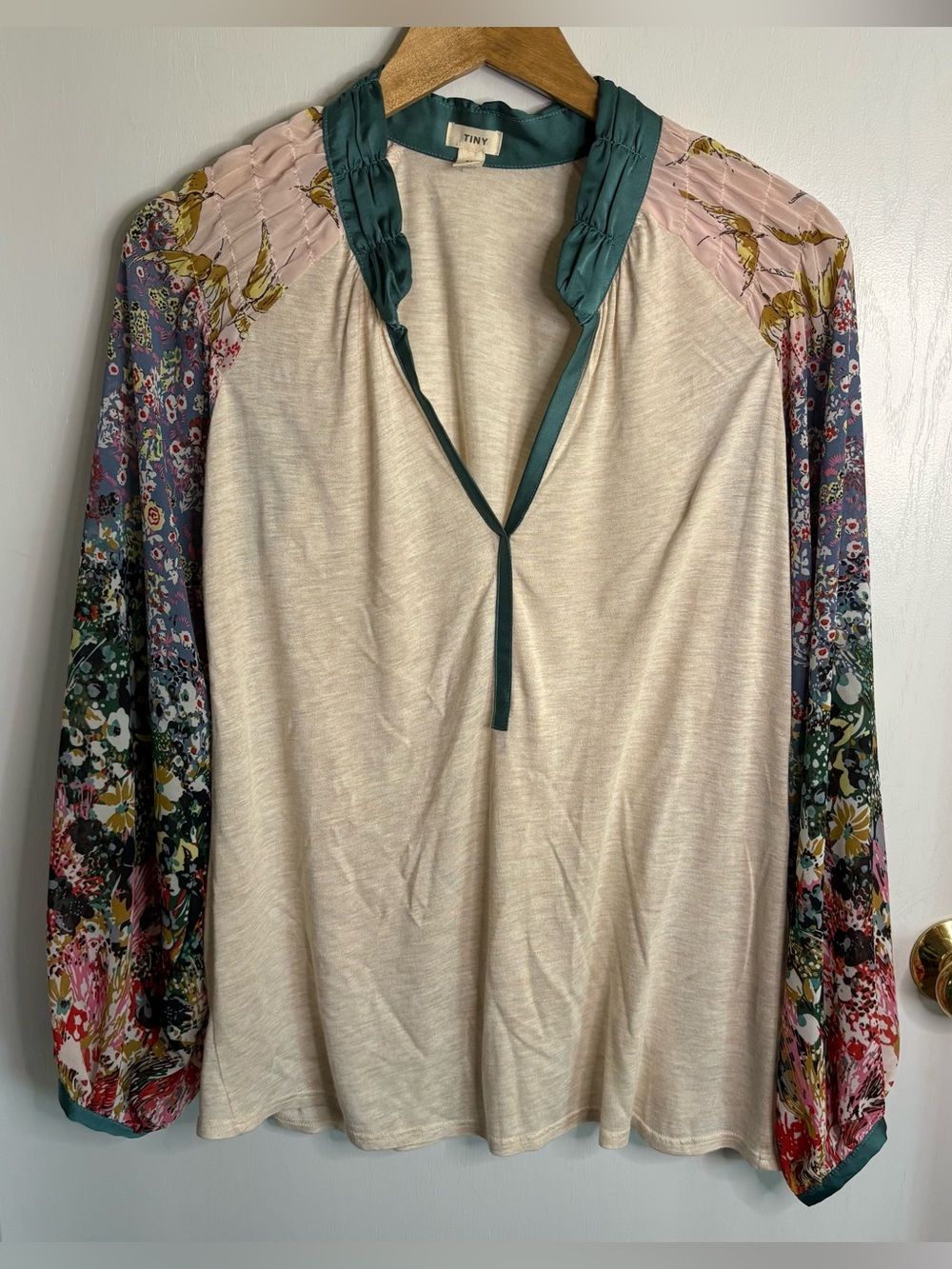 Tiny Anthro SzM Floral Top Patchwork Printed Balloon Sleeve V-Neck Pullover Boho